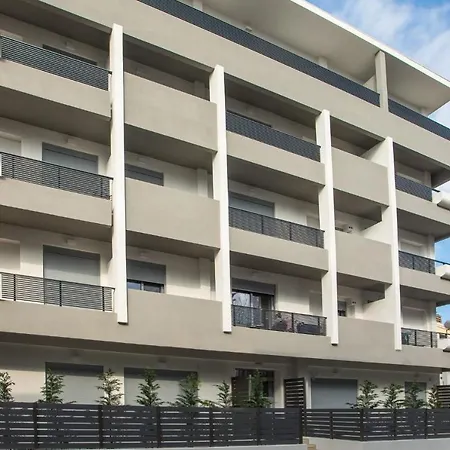 Διαμέρισμα Karibu W/ Private Parking *